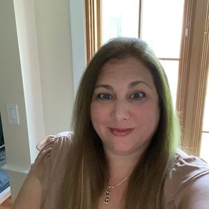 Meet your Posher, Deborah